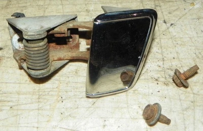 71 72 73 74 CARGADOR ROAD RUNNER ORIGINAL CARROCERÍA B LADO IZQUIERDO INTERIOR MANIJA PUERTA Foto 1 de 3