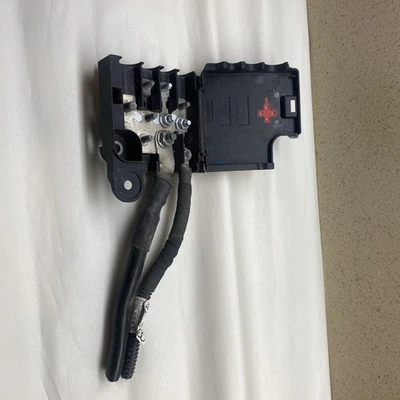 2008-2017 AUDI A4 S4 A5 S5 Q5 B8 BATTERY JUNCTION FUSE COWL BOX  8K0937517B OEM - Image 1 of 4