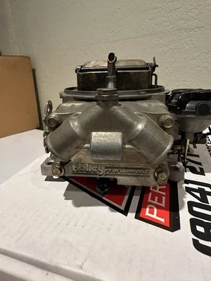 Holley Carburetor 3310-13 750 CFM 4150 - Image 1 of 4