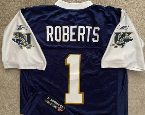 Vintage Reebok Charles Roberts WINNIPEG BLUE BOMBERS Mens Medium Jersey Cover