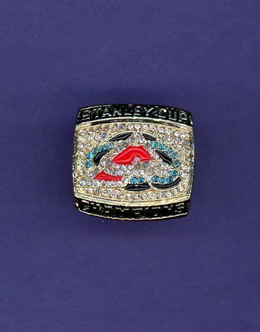 2001  Colorado Avalanche Stanley Cup Championship Ring SIZE 7 Cover