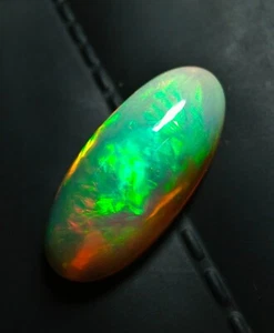 Piedra preciosa de fuego Welo natural etíope ópalo de 11,85 quilates grado AAA cabujón corte ovalado - Imagen 1 de 4