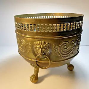 VINTAGE BRASS LION HEAD Handle 3-Footed Planter 20th Century Round Flower Pot 8" - Picture 1 of 12