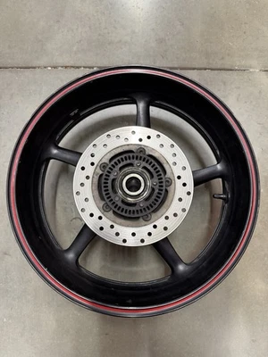 Yamaha YZF R6 2019 rueda trasera, llanta trasera 2017-2020 Foto 1 de 4