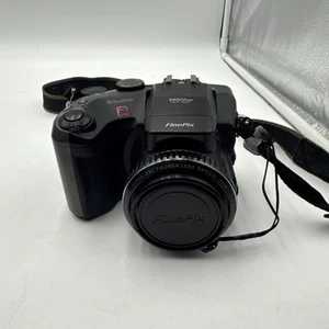 FUJIFILM FINEPIX S602 ZOOM DIGITAL CAMERA - TESTED EX+ - Picture 1 of 22