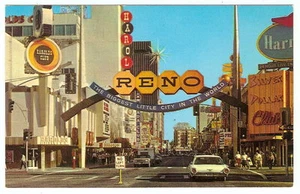 HAROLDS HARRAHS CASINO Gateway Town View RENO NEVADA Postal De Colección Años 60 - Imagen 1 de 2