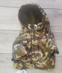NEW Pet Life Rainwear Camouflaged Dog Animal Pet Rain Hoodie, Medium 14"-16" - Picture 1 of 9