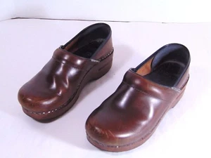 Women's Dansko Brown Work Shoes  Size US 6.5-7  EU 37 - Picture 1 of 10