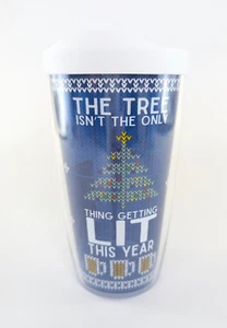 Tervis 16 Unzen Tasse "Der Baum ist nicht das Einzige, was dieses Jahr angezündet wird" mit Deckel NEU - Bild 1 von 4