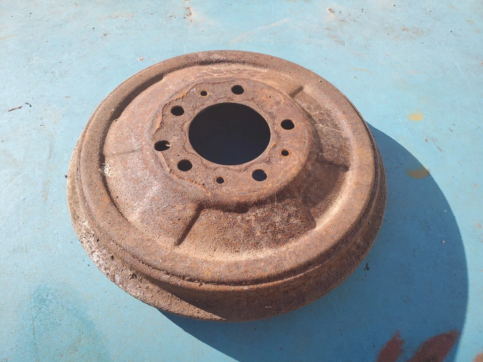 Buick Special 1954 1955 1956 1957 tambor de freno trasero derecho mal estado arte de pared Foto 1 de 4