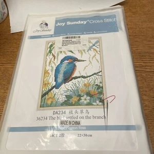 Joy Sunday counted Cross Stitch Kit BIRD SETTING ON A BRANCH - Picture 1 of 6