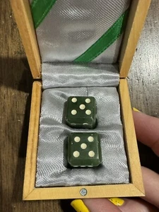 2 Genuine Natural Canadian Nephrite Jade 15mm Dice in Original Box EUC - Picture 1 of 8