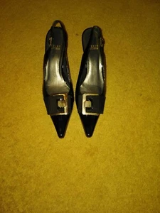 Stuart Weitzman spitz zulaufender schwarzer Lackleder-Slingback Größe 8N - Bild 1 von 7