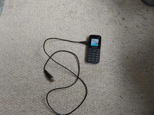 Alcatel One Touch  mobile phone - Picture 1 of 2