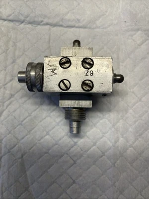 Mercedes Benz 300 SL/ 190 SL  Angle drive for Tachometer Tested - Image 1 of 4