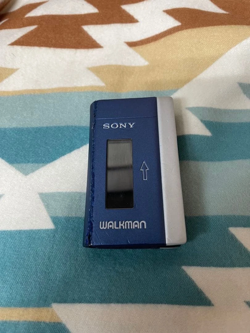 Sony USB 2.0 Connectivity MP3 MP4 Playable Media Format Players