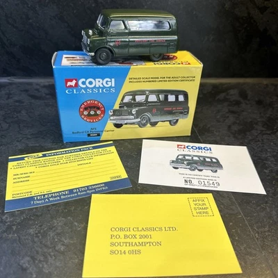 CORGI CLASSICS 05604 AFS BEDFORD CA PERSONNEL CARRIER 1/43   B2 - Image 1 of 4