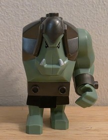 Lego Sand Green Giant Troll Armor 7038 7048 Fantasy Era Castle Figure. No Arm. 