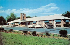 #H2081   WETHERSFIELD,  CT.     POSTCARD,    ATLANTIC  MOTEL - Picture 1 of 2