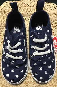 Nuevos zapatos de patinador bajos VANS NEW YORK YANKEES AZUL MLB de lona para niños pequeños EE. UU. T 10. - Imagen 1 de 5