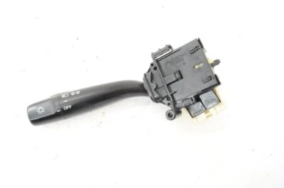 2001-2002 Toyota MR2 Spyder SMT farol e interruptor de combinação de seta  - Imagem 1 de 4