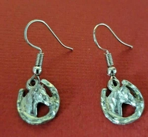 Horseshoe Earrings Horsehead Lucky dangle silver plated horse jewellery luck - Picture 1 of 6
