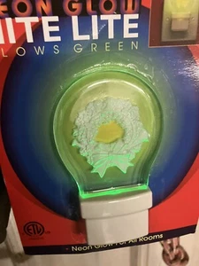 Weihnachtskranz Plug In Neon Glow Nachtlicht Neu - Bild 1 von 7