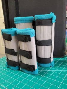 fliegenbeinbandagen. Minipferd, - Bild 1 von 4