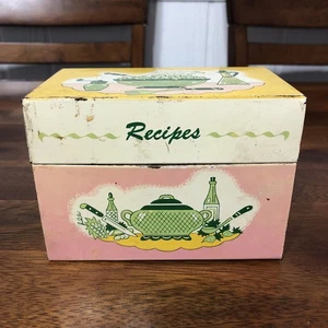 Caja de recetas de metal MCM DE COLECCIÓN LLENA de recetas recortadas escritas a mano 5"x3" OHIO ART EE. UU. - Imagen 1 de 10