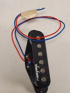 Pastillas de guitarra Jackson Broadcaster enrolladas a mano - Imagen 1 de 5