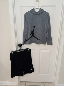 Jordan Boy's Size Large (12-13 years) Hoodie & Shorts Outfit - Picture 1 of 12