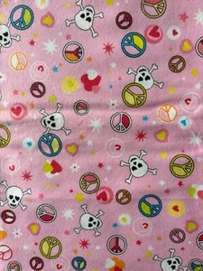 Peace Sign Skulls Hearts Pink Flannel Cotton Fabric 1 Yard - Picture 1 of 3