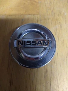 Nissan OEM 2013-2018 Altima Sentra Chrome Center Cap Hub Dust Cover 40343 AU51A - Picture 1 of 2
