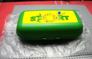 TUPPERWARE neuf : boite à bêtises ou sandwich verte SPORT - Imagen 1 de 2