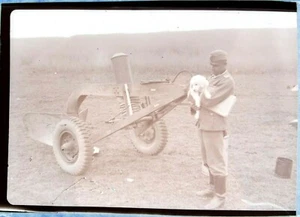 Orig Negativ 6x9 2.WK Wehrmacht Grabenwolf Soldat 1942 Foto: Weinsheimer #10 - Imagen 1 de 2