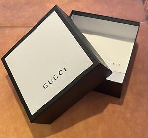 Gucci Empty Gift Box White Black Pre Owned 7.5*7.5*3in