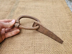 LARGE ANTIQUE WROUGHT IRON LOGGING SPIKE WOODWORK - Picture 1 of 10