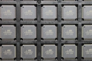 160pc Tray ATMEGA644PV-10A Atmel 44pin Low-Power CMOS 8-bit AVR Microcontrollers - Picture 1 of 1