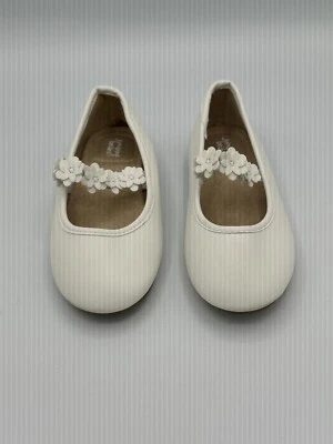 Jumping Beans White Slip on shoes Size 9 - Image 1 of 2