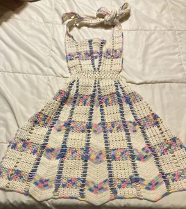 VINTAGE CHILDS CROCHETED PASTELS RIBBON FULL PINAFORE APRON - Picture 1 of 5