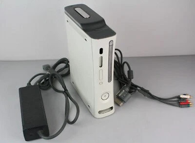 Microsoft Xbox 360 HDD White Console w/ Power & AV cables - Image 1 of 4