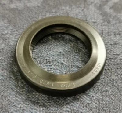 Classic Mini drive shaft / diff out put oil seal ADU5738 austin cooper rover BL - Image 1 of 2