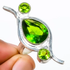 Peridot Gemstone 925 Sterling Silver Ring s.8.5 TR7508-2205 - Picture 1 of 1