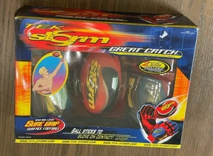 VTG Tek Storm Trendmasters Football Great Catch Sure Grip Gloves Game 2002 New - Picture 1 of 7