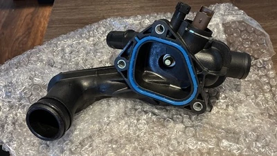 NEW Gates Thermostat Housing 34713 B1 Foto 1 de 3