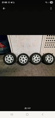 Perfekte Michelin Total Performance Reifen 195/65 R15 mit Felgen - Bild 1 von 4