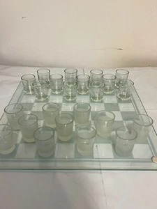 Planche à damier en verre à shot - 22 verres à shot, damier échiquier - Photo 1/4