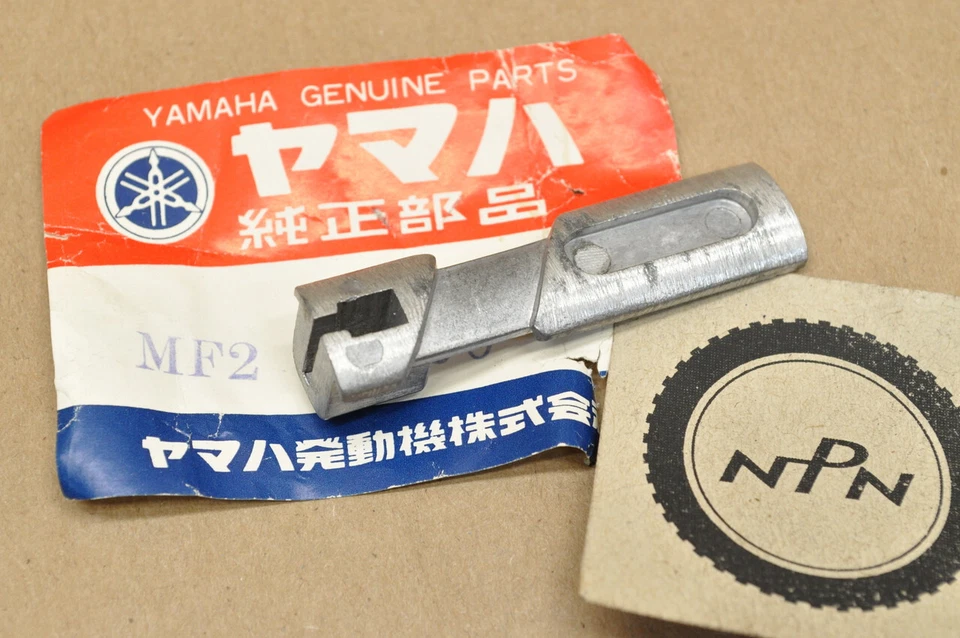 Nuevo de Lote Antiguo Yamaha MG1 MJ2 YG1 YGS1 YJ2 Tubo Acelerador Deslizante 102-26244-00 Foto 1 de 1