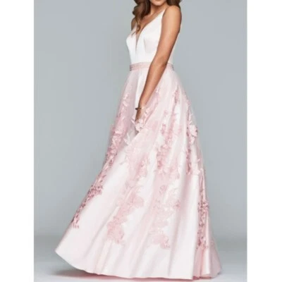 Vestido Faviana Floral Fruncido Apliques Satén Cuello en V Rosa Pálido Talla 2 Nuevo con Etiquetas Foto 1 de 2