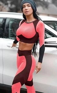 yoga Set Size small seamless highwaisted butt lifting leggings crop top - Picture 1 of 6
